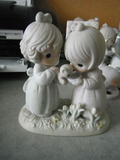 PRECIOUS MOMENTS FIGURINE IM SO GLAD GOD BLESSED ME WITH A FRIEND LIKE 