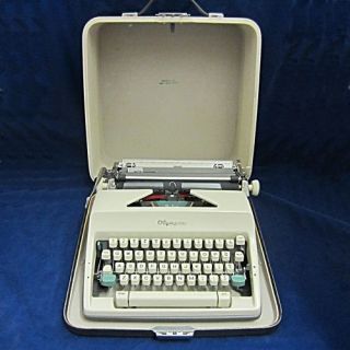 Vintage Olympia DELUXE SM9 Portable Typewriter with Case 1960s West 
