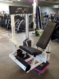 Pre Owned Paramount Commercial Strength Fitness Leg Extension Quads 