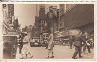 NY NYC Street Scene Capitol & Hollywood Theaters, Gold Diggers of 