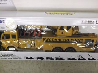 HOBBY ENGINE 1/18 SCALE RADIO CONTROL FULLY FUNCTIONAL CRANE TRUCK 
