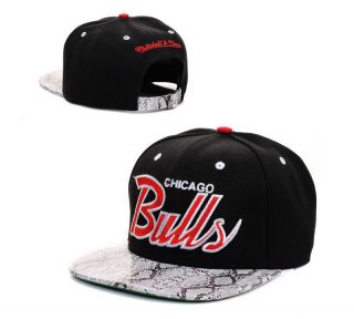  gift NEW Vintage Chicago Bulls Snapback Hats adjustable Snakeskin Cap