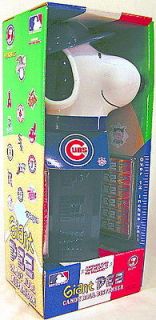GIANT SNOOPY CHICAGO CUBS PEZ   NEW