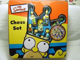 THE SIMPSONS CHESS SET~EUC~COMPLE​TE IT TIN~100% OFFICIAL~CENTU​RY 