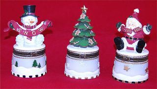   SANTA CLAUS CHRISTMAS TREE HINGED TRINKET JEWELRY BOXES MILK GLASS