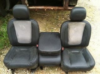 04 Dodge Ram 2500 black leather gray suede front power seats w/console