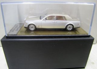 43 RESIN MODEL Rolls Royce Phantom Limousine (Gold & Silver)