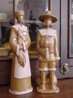 Thanksgiving Pilgrim Couple Figurines ~ Set of 2 ~ NEW