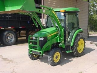 John Deere 3720 CAB Tractor, 44HP, CAB/AIR, 4WD, Hydro, Loader, ONLY 