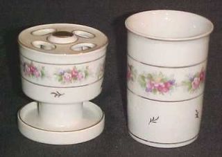 Vintage Roses Porcelain Bathroom Vanity CUP & TOOTHBRUSH HOLDER Lefton 