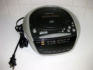 Emerson Digital Sound Compact Disc AM/FM Stereo Alarm Clock Radio 
