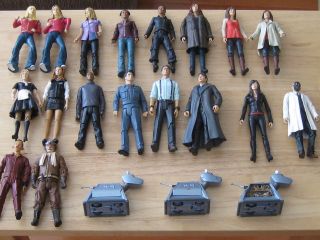 DR WHO 5 INCH ACTION FIGURES   COMPANIONS AND ALLIES  ROSE 