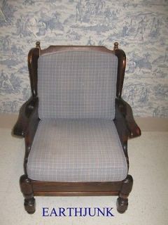   Antiqued Old Tavern Pine Framed Club Chair 7621 Removable Cushions