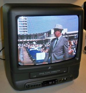 Zenith TVBR1342Z 13 TV VCR Combo TV with Remote Works Great