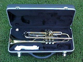 Musical Instruments & Gear  Brass  Trumpet & Cornet  Trumpet