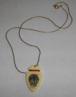 WOLF ARROWHEAD SCRIMSHAW REPRODUCTION NECKLACE