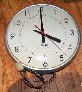   1970s Standard Time Company Factory/Schools Secondary 10 Wall Clock