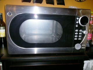 GE Microwave Oven with Dual Element Browner   JES1288