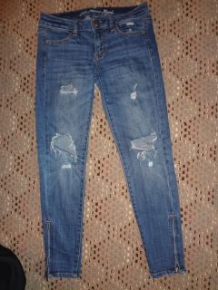 American Eagle Womens Jeggings Jeans Size 2 Stretch HOLES Destroyed 