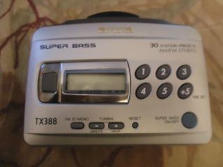 AIWA FM/AM Walkman Cassette Tape Player Digital Tuner Super Bass HS 