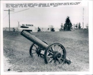 68 Door County Wis Rural Mailbox Wooden Cannon Photo