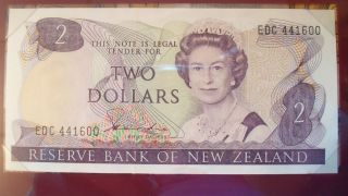 Banknotes of All Nations New Zealand 2 Dollars 1981 GEM UNC P170a