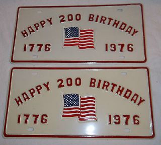   Of 2 Vintage 1976 Happy 200 Birthday America US Novelty License Plates