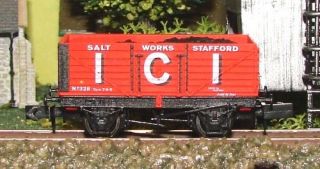 Dapol ICI Salt Works 7 plank wagon N gauge NB 102
