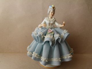 BEAUTIFUL Vintage DRESDEN Lace Porcelain Lady Figurine, Germany