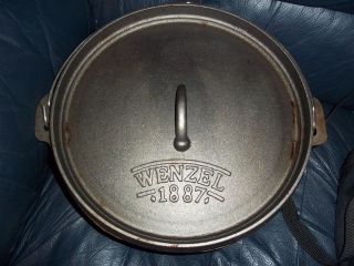 Wenzel 1887 Cast Iron Dutch Oven 6 qrt with Case & Accessory