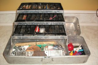 umco tackle boxes in Tackle Boxes