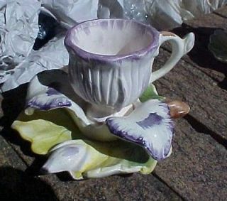 majolica PURPLE FLOWER cup & saucer DEMITASSE italy capodimonte 