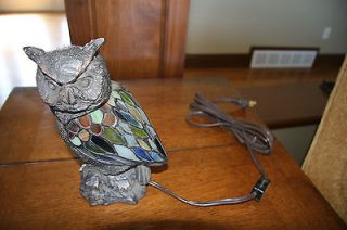   Collectibles Tiffany Style Hand made Stained Glass OWL Accent Lamp