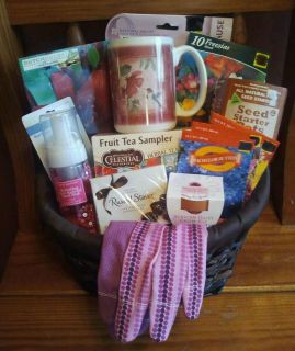 Deluxe Gardening Mothers Day Gift Basket Pink Ribbon Garden Tools