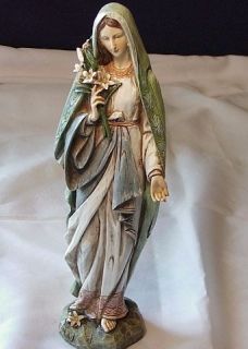 Madonna Holy Virgin Mother Mary Lillies garden Statue
