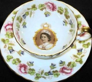 Aynsley Royalty Queen Elizabeth ROSE Roses Tea cup and saucer Teacup