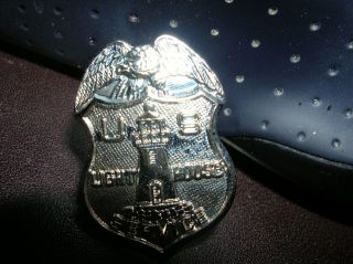 Mini Silver Tone Badge PIN Tie Tac US LIGHTHOUSE Service Silver Eagle