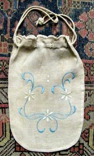 ANTIQUE ARTS AND CRAFTS EMBROIDERED HANDBAG  LINEN DRAW STRING PURSE 