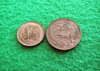 1966 Australia 1 Cent & 2 Cent Coins   Very Light Toned Red Unc   Free 