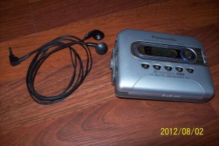   XBS Walkman FM/AM Stereo Cassette Player Auto Reverse RQ E20V