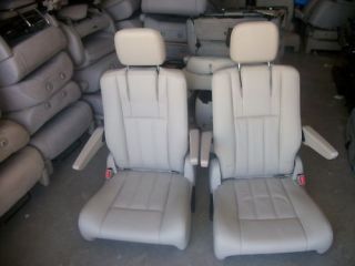 NEW BUCKET SEATS LIGHT GRAY LEATHER MINT COND. Jeep Hotrod Classic 