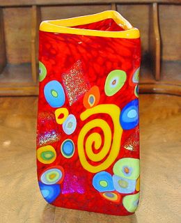 Signed MAD ART Red Spiral Triangle Art Glass Vase