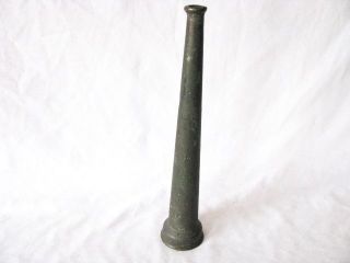   SOLID BRASS OLD FIREMAN FIRE MAN FIGHTER HOSE NOZZLE 12 USABLE