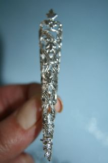 VINTAGE STYLE SILVER PLATED POSY BROOCH   TUSSIE MUSSIE   VERY PRETTY