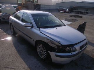 2002 volvo s60 in Car & Truck Parts