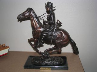 REMINGTON TROOPER OF THE PLAINS BRONZE CARVED STATUE