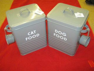 Dog and Cat food storage tins with scoop in grey.