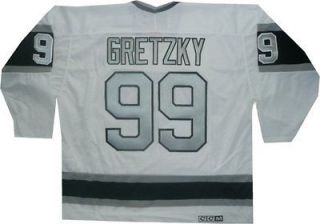Wayne Gretzky Los Angeles Kings Throwback Vintage CCM White Jersey