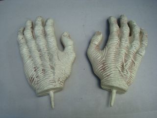 Pair Scary Cemetery Dead Skeleton Spooky Hands Halloween Party Prop 