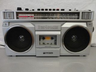 VINTAG SANYO BOOMBOX 4 BANDS STEREO RADIO CASSETTE RECORDER M9915K 